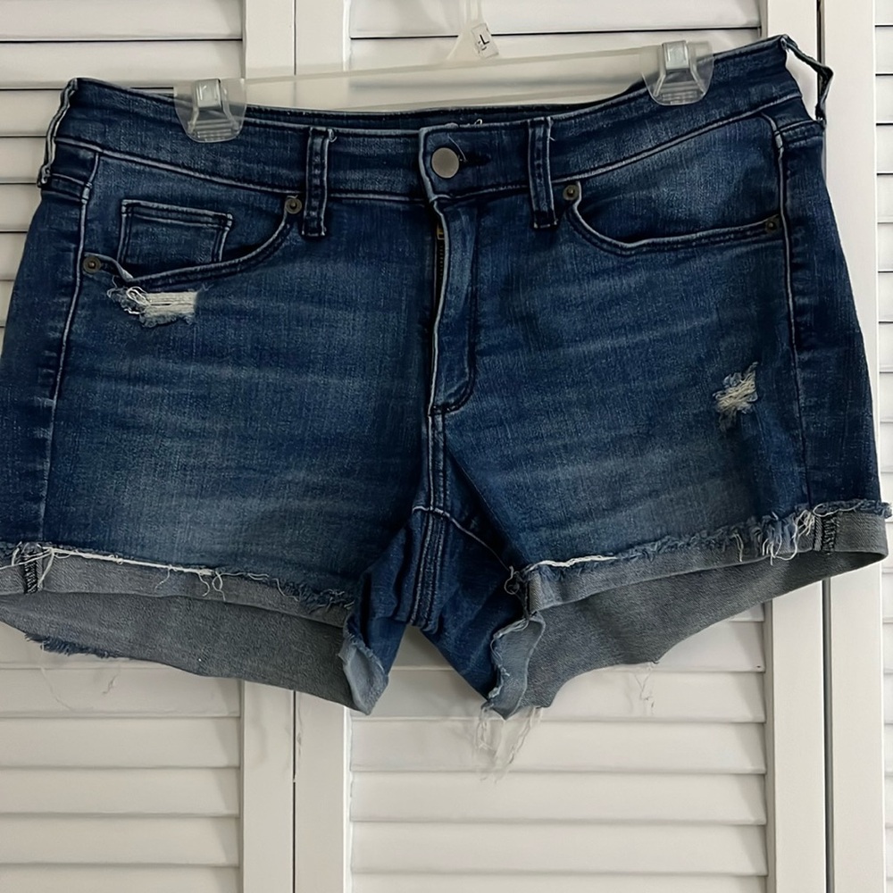 Universal thread denim shorts